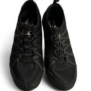 Skechers Paradise Women Active Arch Fit Black Walk Sneaker Casual Loafer size 6